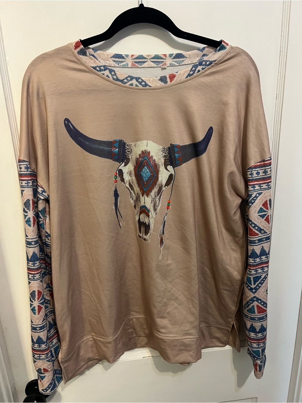 Southwestern Skull Graphic Pullover in Taupe